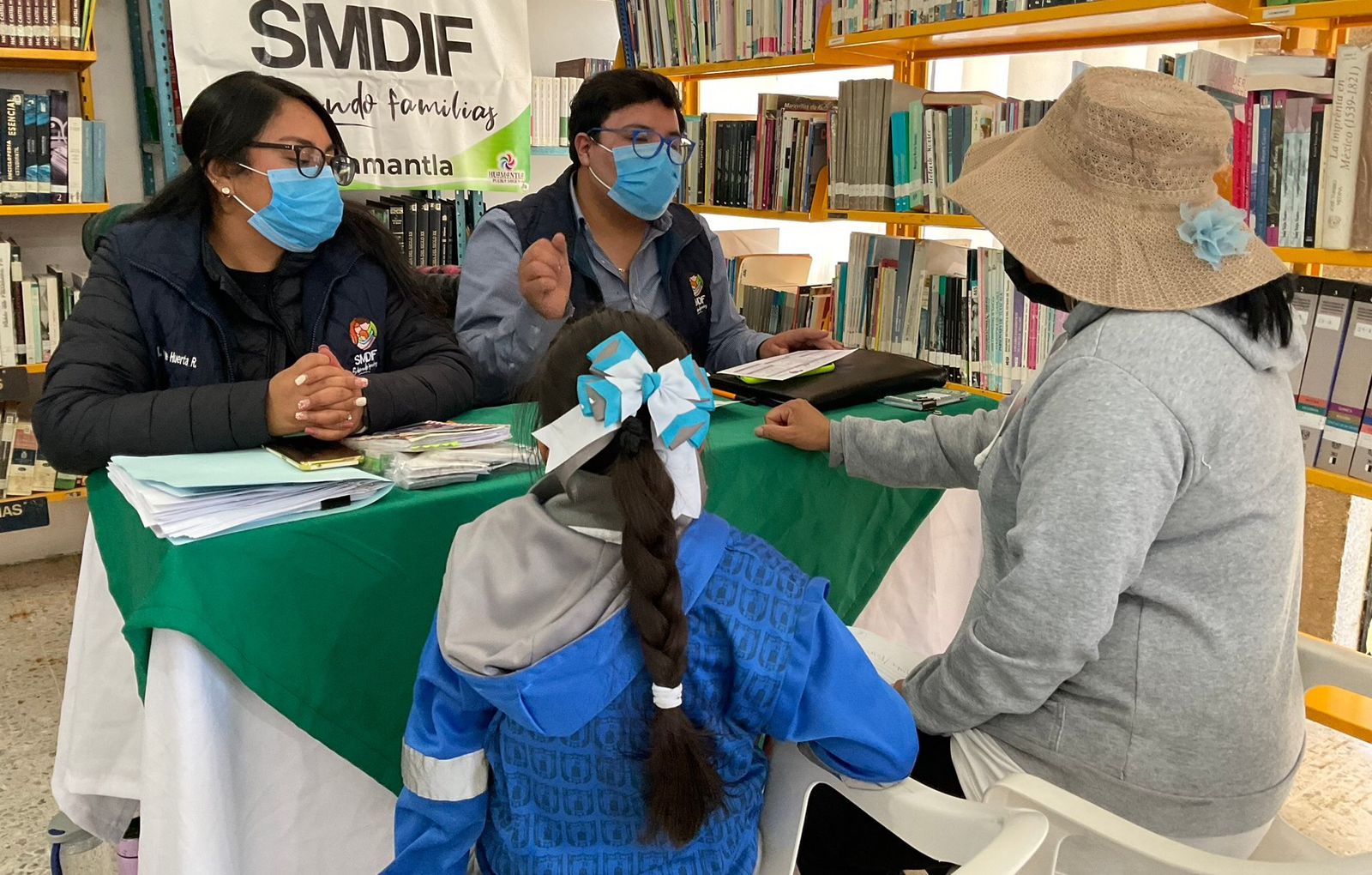 La brigada de servicios del SMDIF Huamantla llegó al pueblo de Lázaro Cárdenas